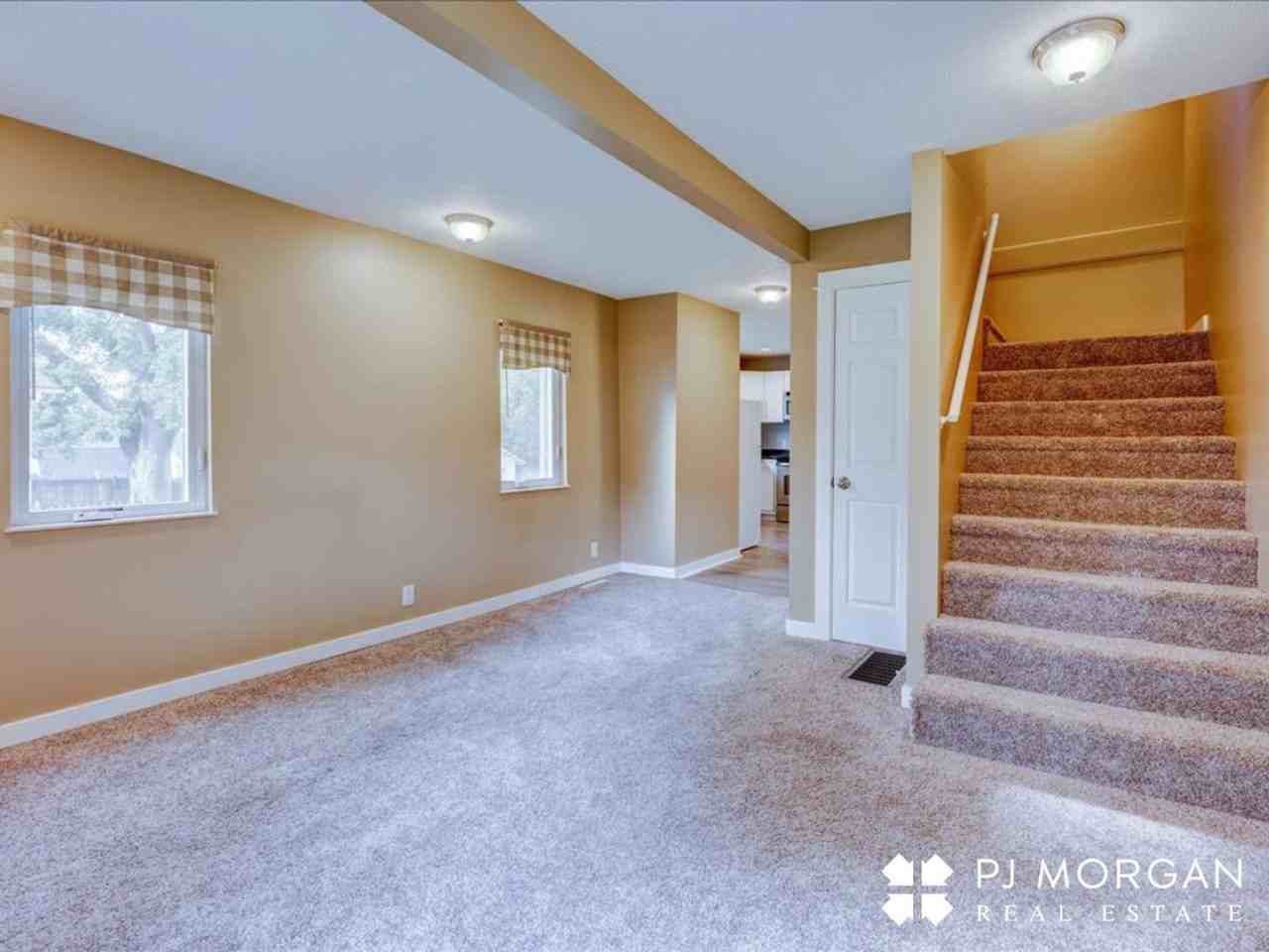4988 S 41st Ave - Photo 2 of 26