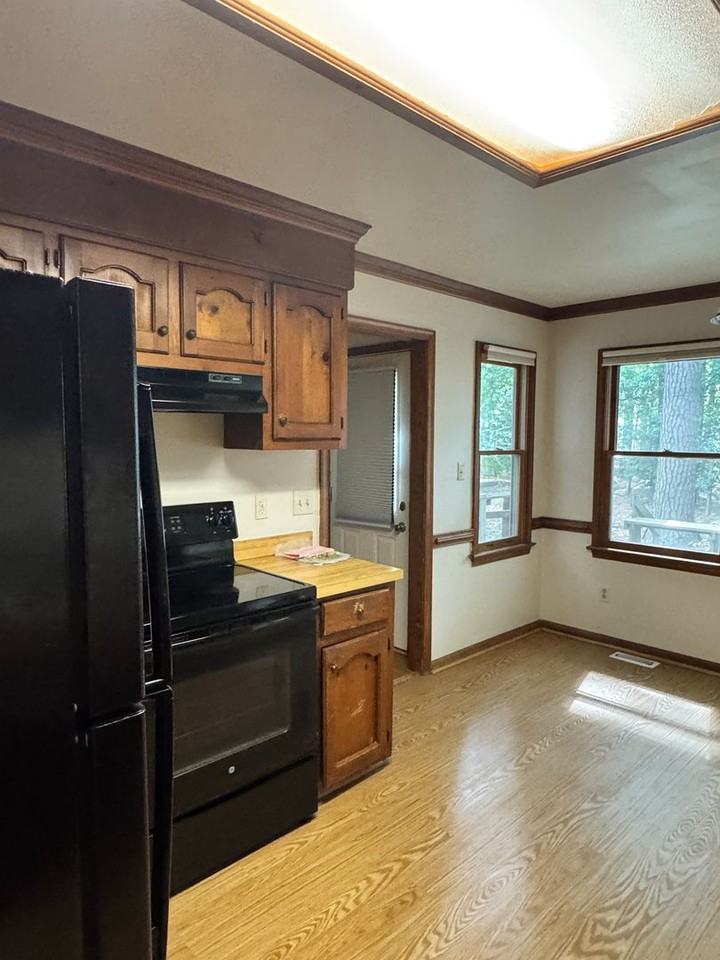 1601 Plover Ct - Photo 3 of 20