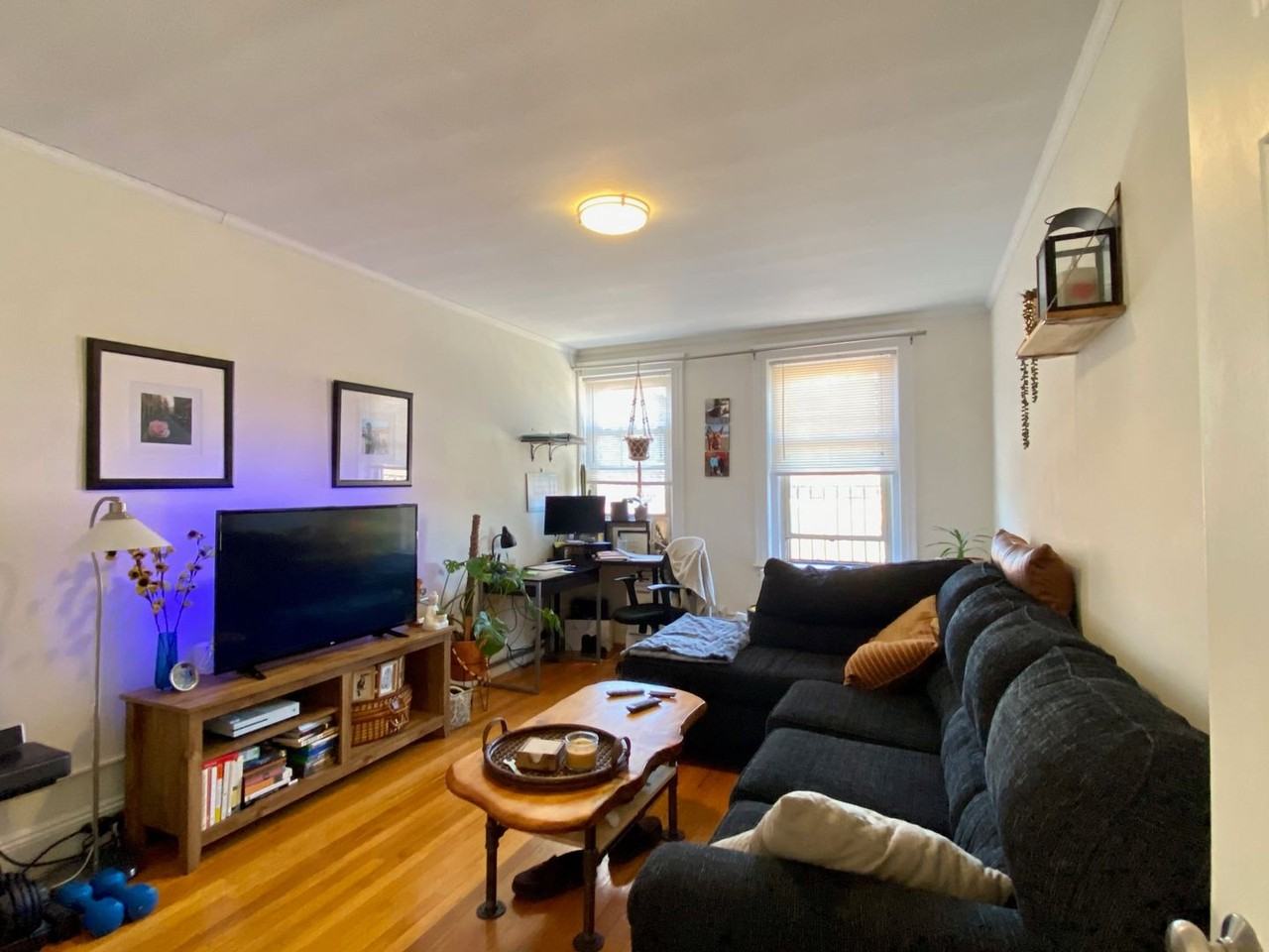 1863 Commonwealth Ave - Photo 4 of 13