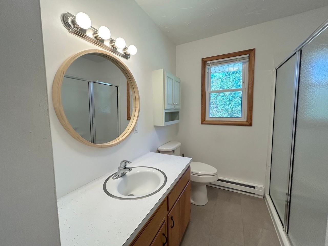 650 Betty Dr - Photo 5 of 13