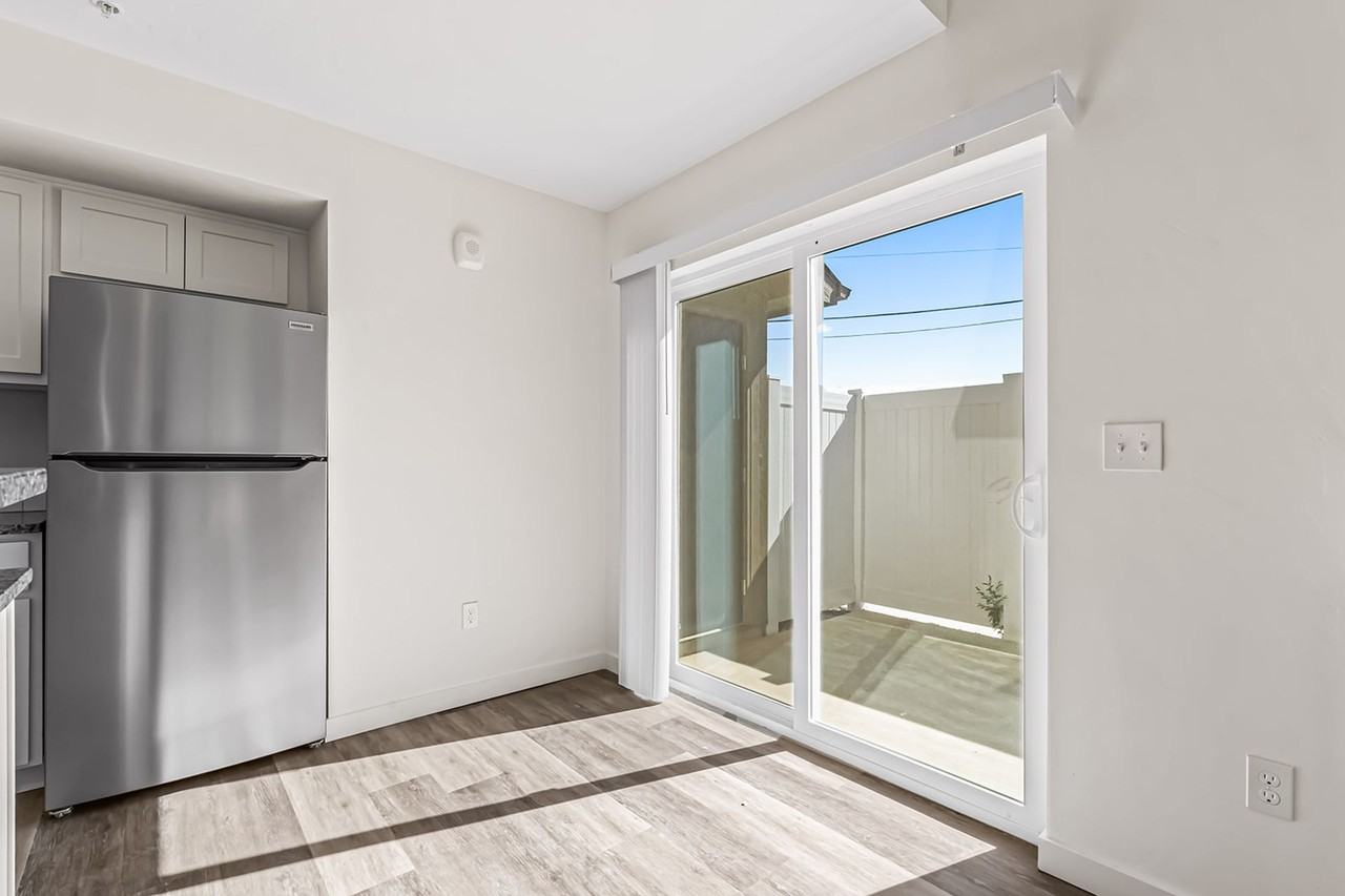 Midway Townhomes - Photo 6 of 50