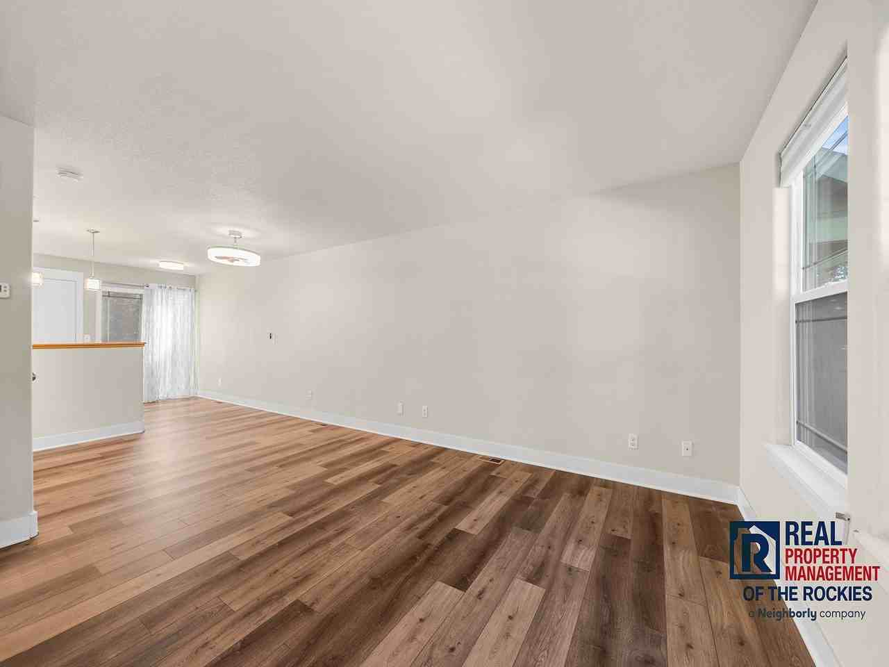 632 Ebon Pica St - Photo 3 of 20
