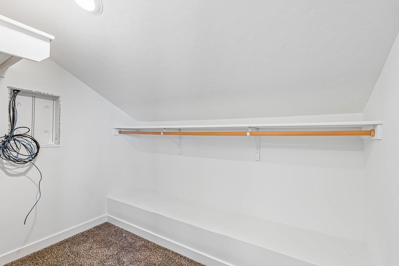 Happy Valley Townhomes - Photo 4 of 22