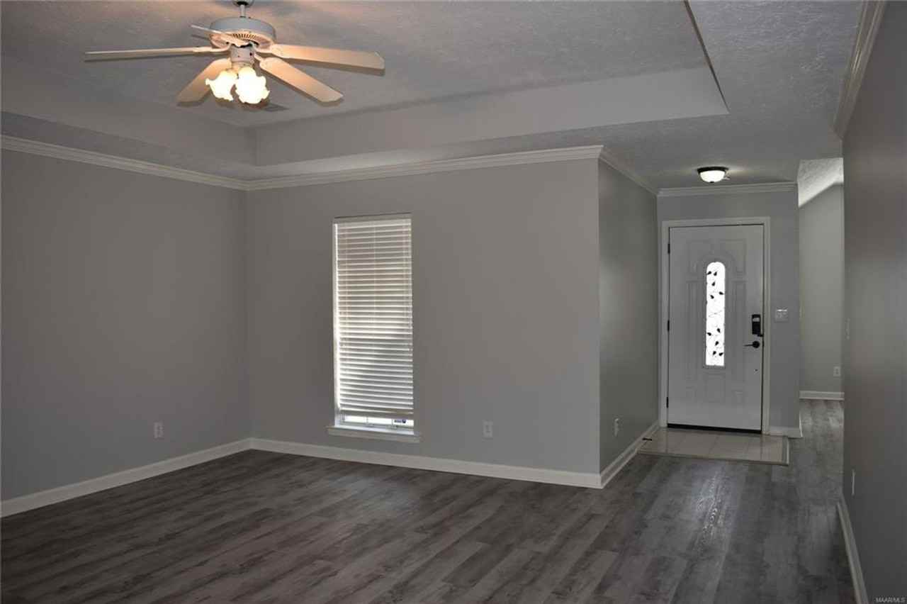 6301 Scenic Dr - Photo 2 of 16