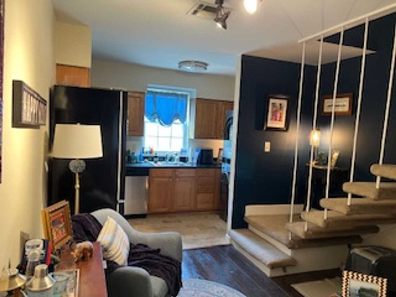 301 Seattle St #11 - Photo 4 of 8