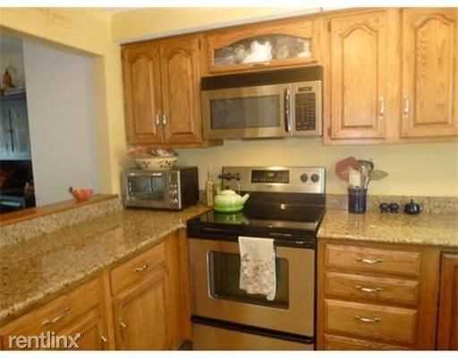 6 Spruce Tree Ln - Photo 2 of 9