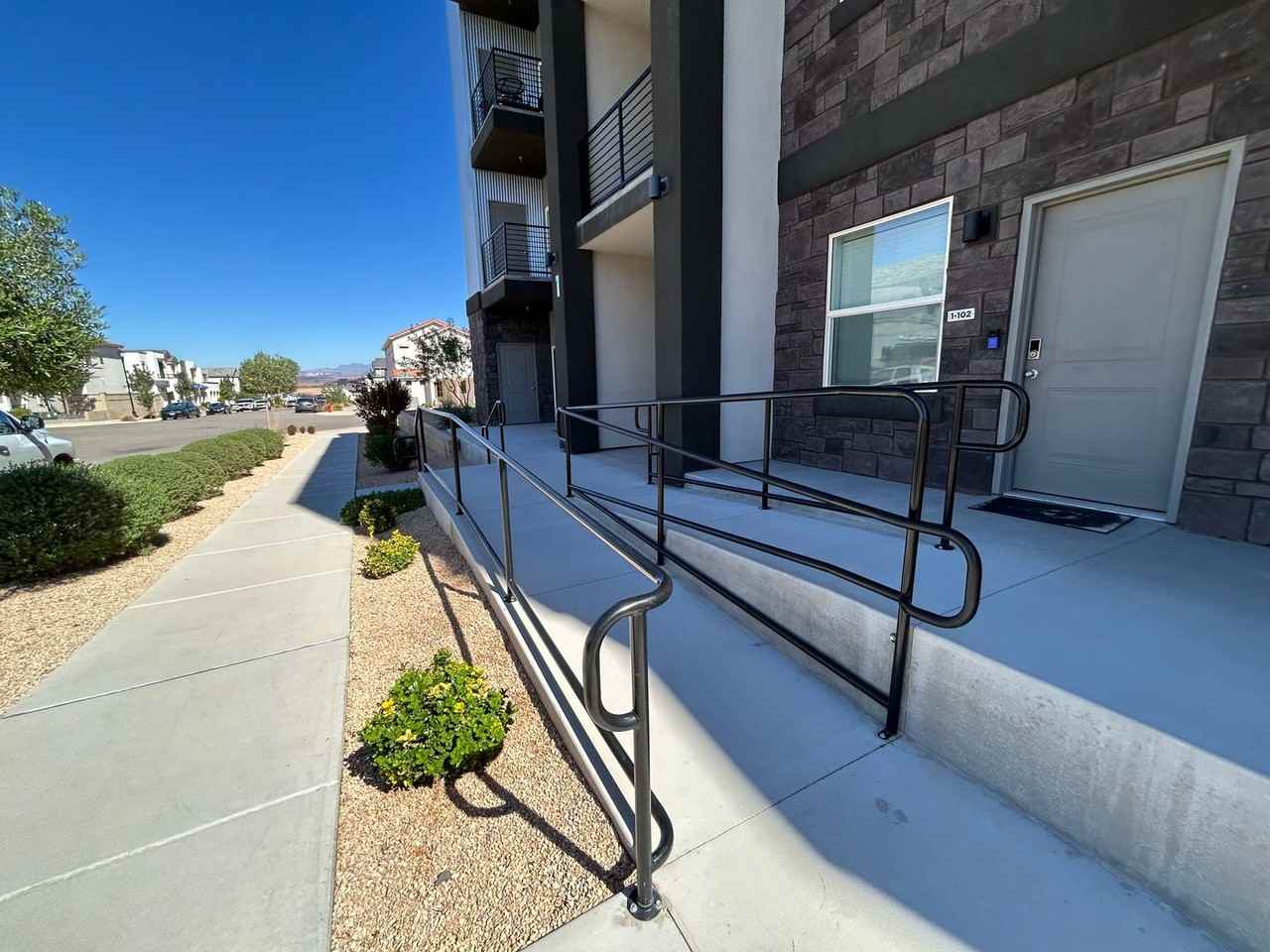 5801 S Garnet Dr #101 - Photo 6 of 39