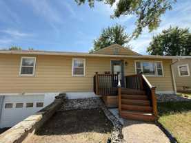 1013 Cottonwood St - Photo 1 of 1