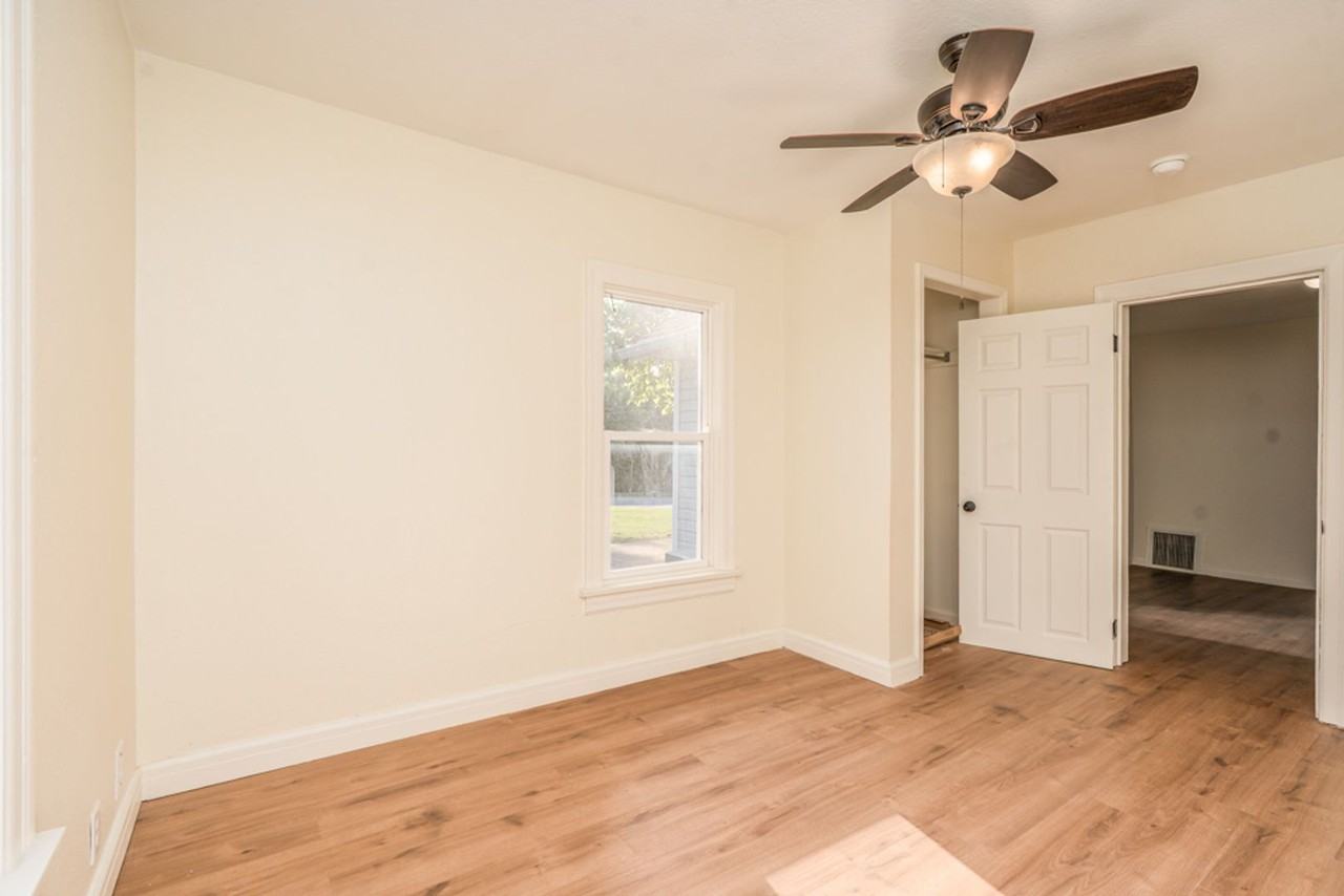 549 Mcphail St - Photo 7 of 10