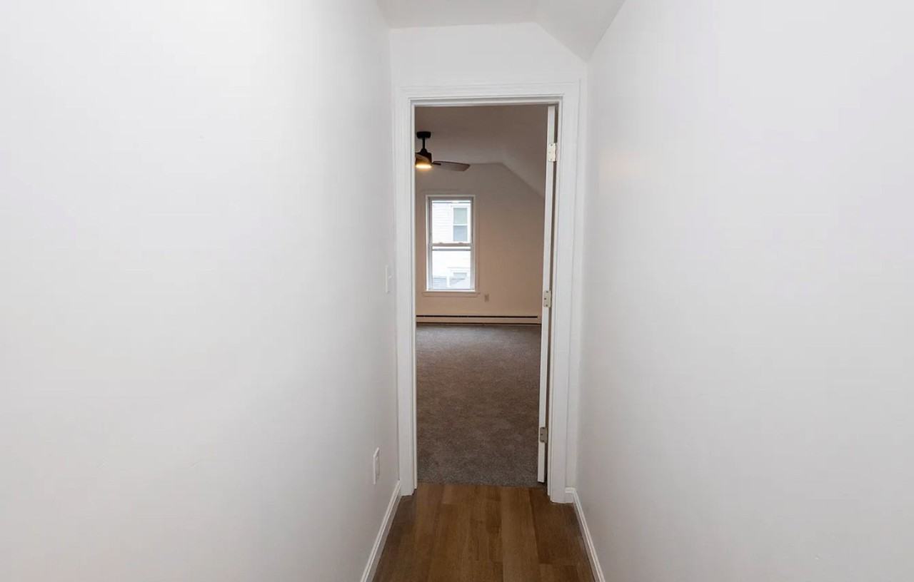 23 Highland St - Photo 6 of 18