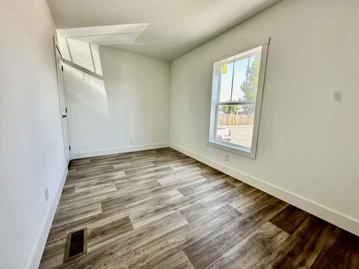 29 Hartland St N #29HA - Photo 7 of 18