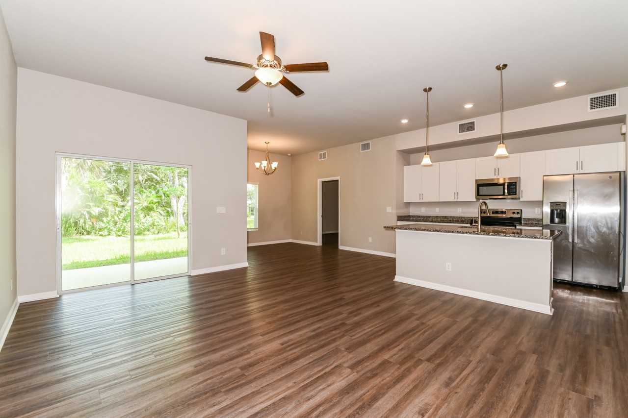 1216 Eden Avenue Northwest - Photo 3 of 17