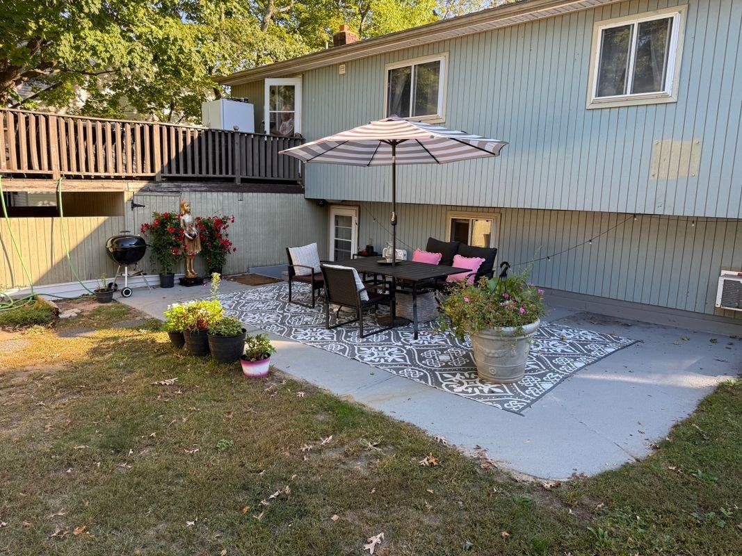 260 Pawnee St - Photo 3 of 27