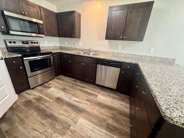 2865 Murwood - Photo 7 of 31