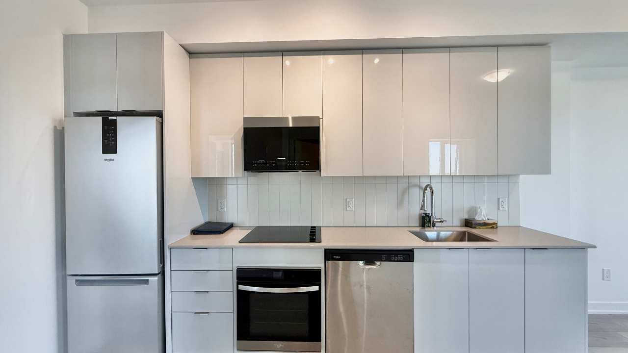 1005-474 Caldari Rd, Vaughan, Ontario L4K 0R5 - Photo 2 of 10