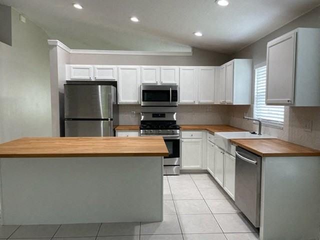 4482 Lisette Cir - Photo 3 of 23