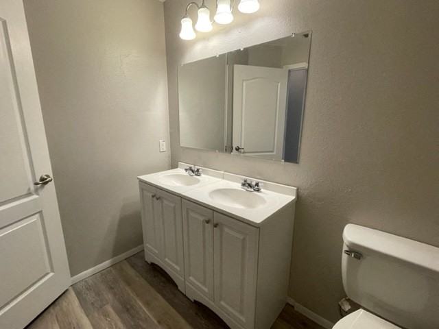 4482 Lisette Cir - Photo 4 of 23