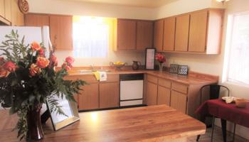 featured image of 643 W 4th Ave