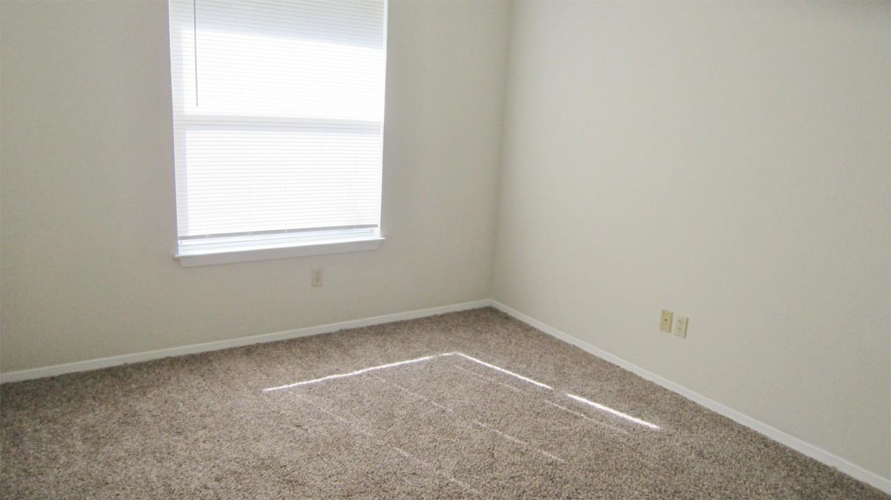 8123 Marydean Ave - Photo 2 of 12