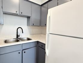 591 Wellington Ave #206 - Photo 1 of 1