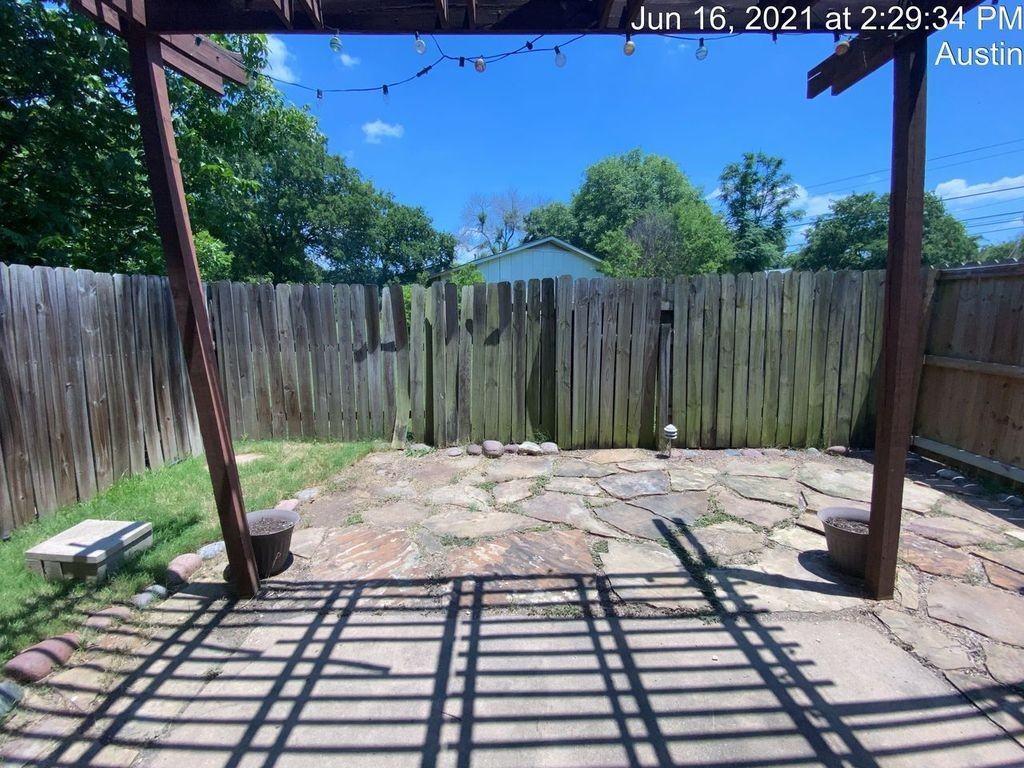 512 Eberhart Lane #1 - Photo 6 of 19