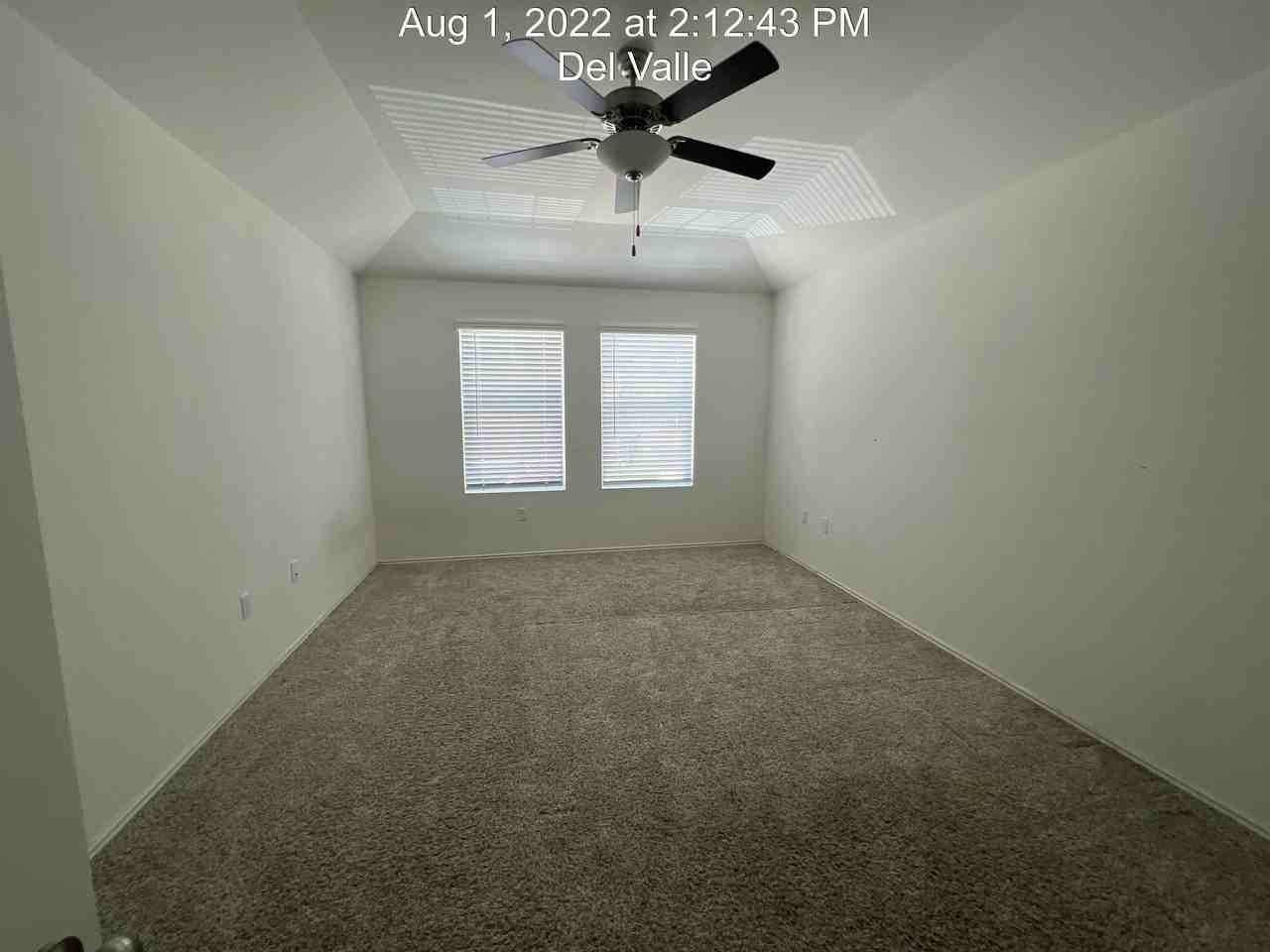 15209 Spruce Frost Cv Unit A - Photo 7 of 40