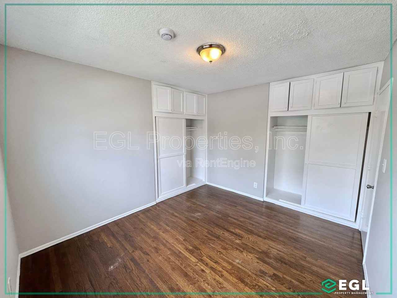 11535 Sylvan St #2 - Photo 6 of 14