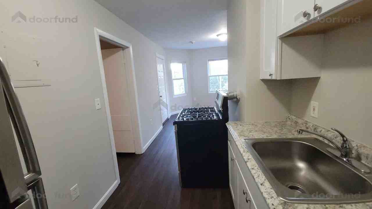 28 Prescott St #2 - Photo 4 of 16