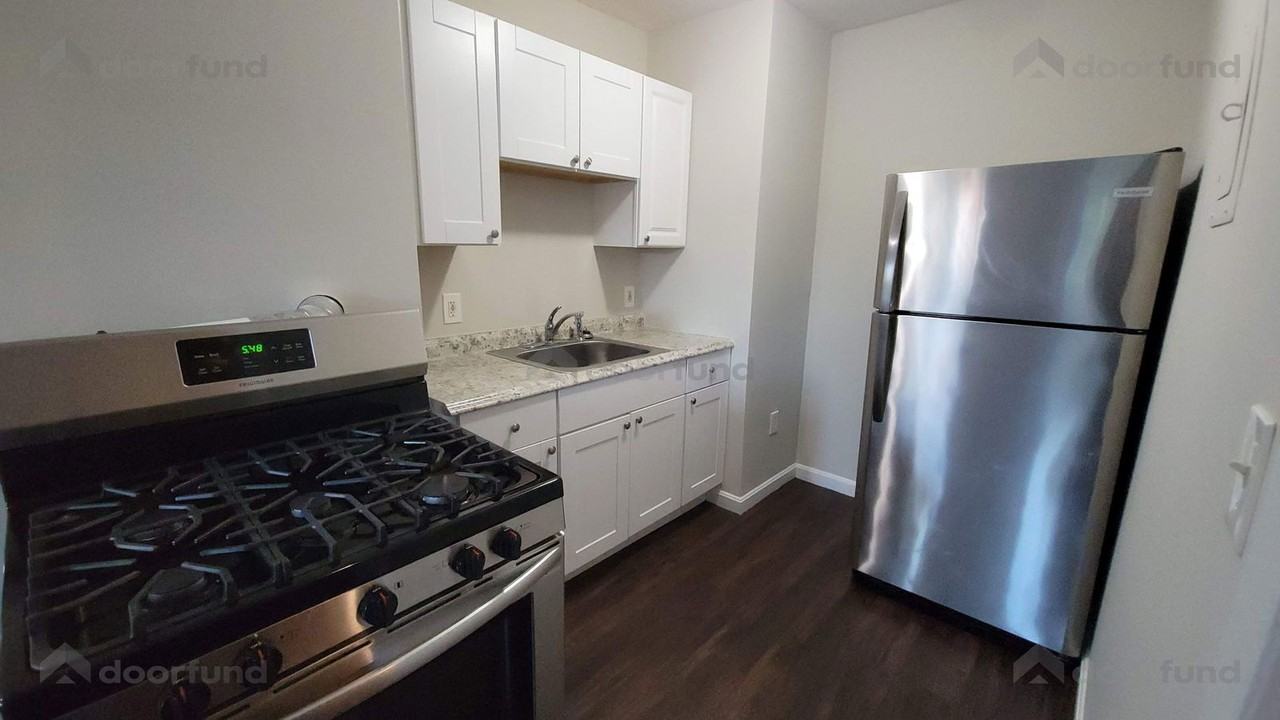 28 Prescott St #2 - Photo 5 of 16