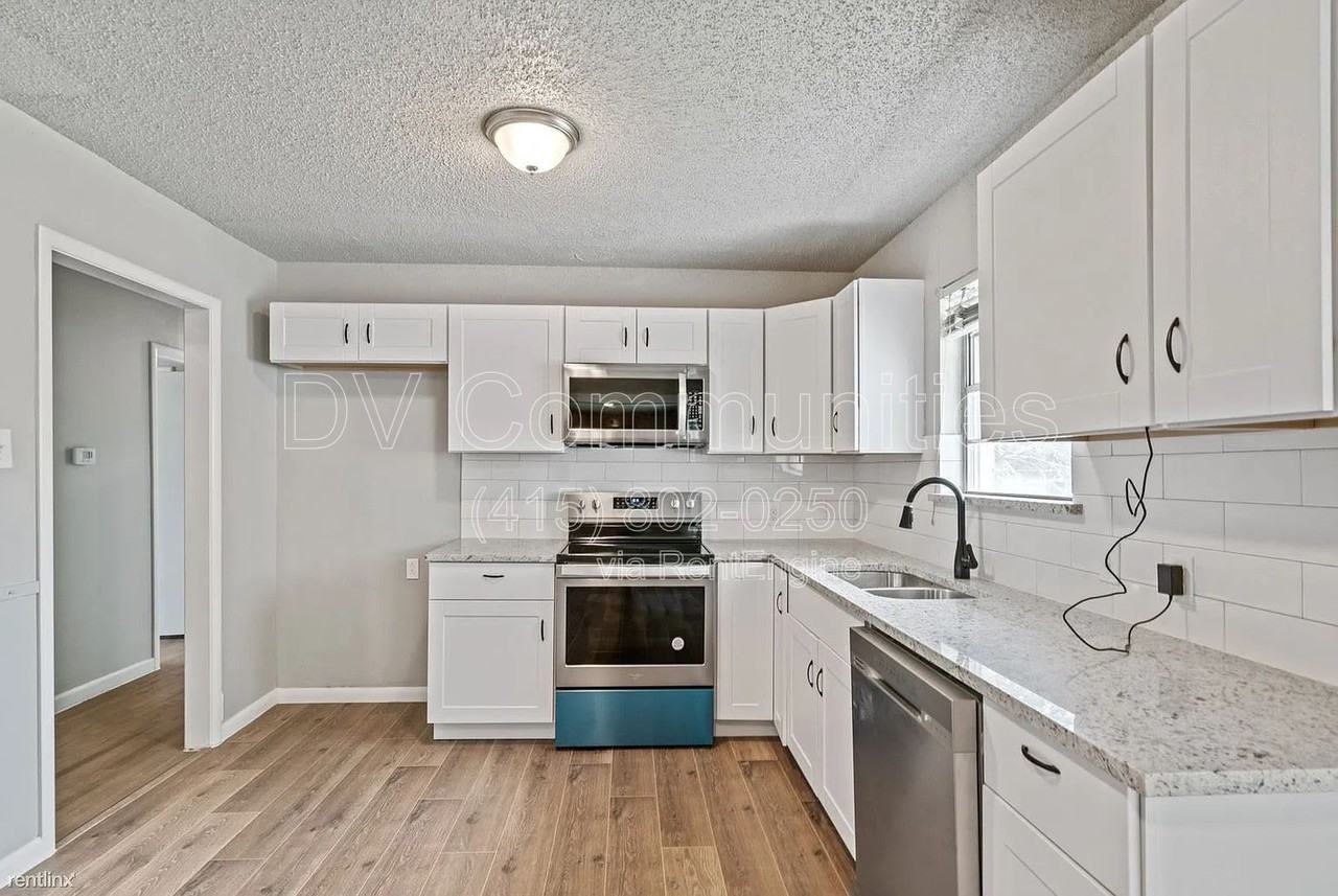 4025 Field St - Photo 5 of 20