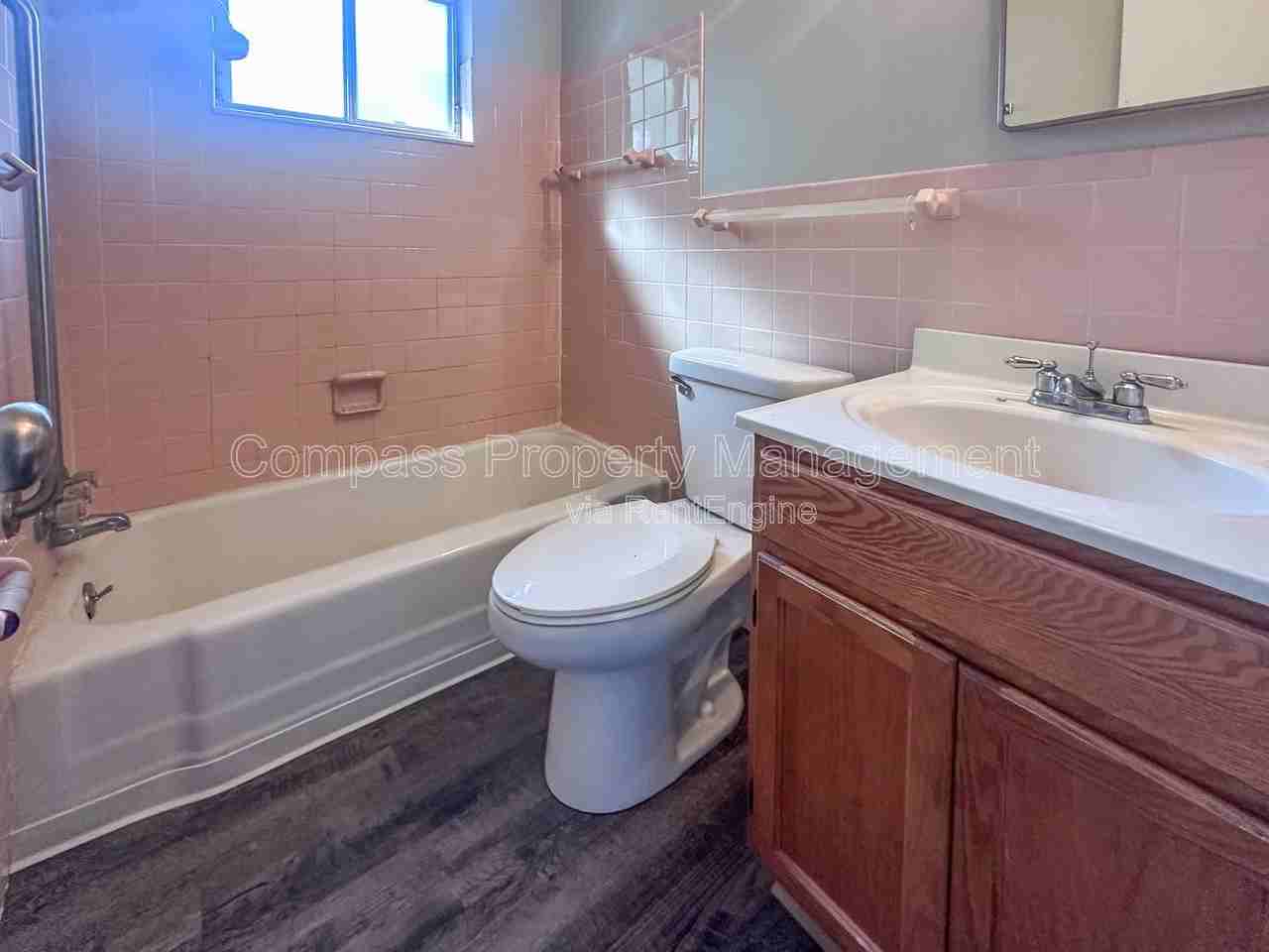 2830 S Burdick St - Photo 3 of 5
