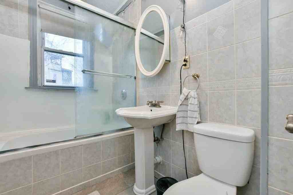 1 47A Creighton Street 47A Creighton Street #1 - Photo 7 of 10