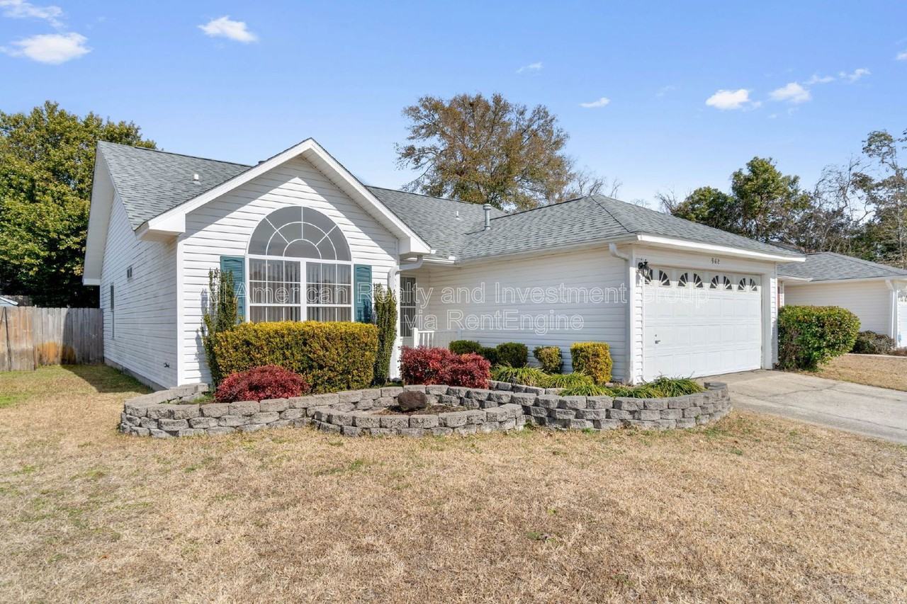 962 John Wayne Circle - Photo 2 of 25