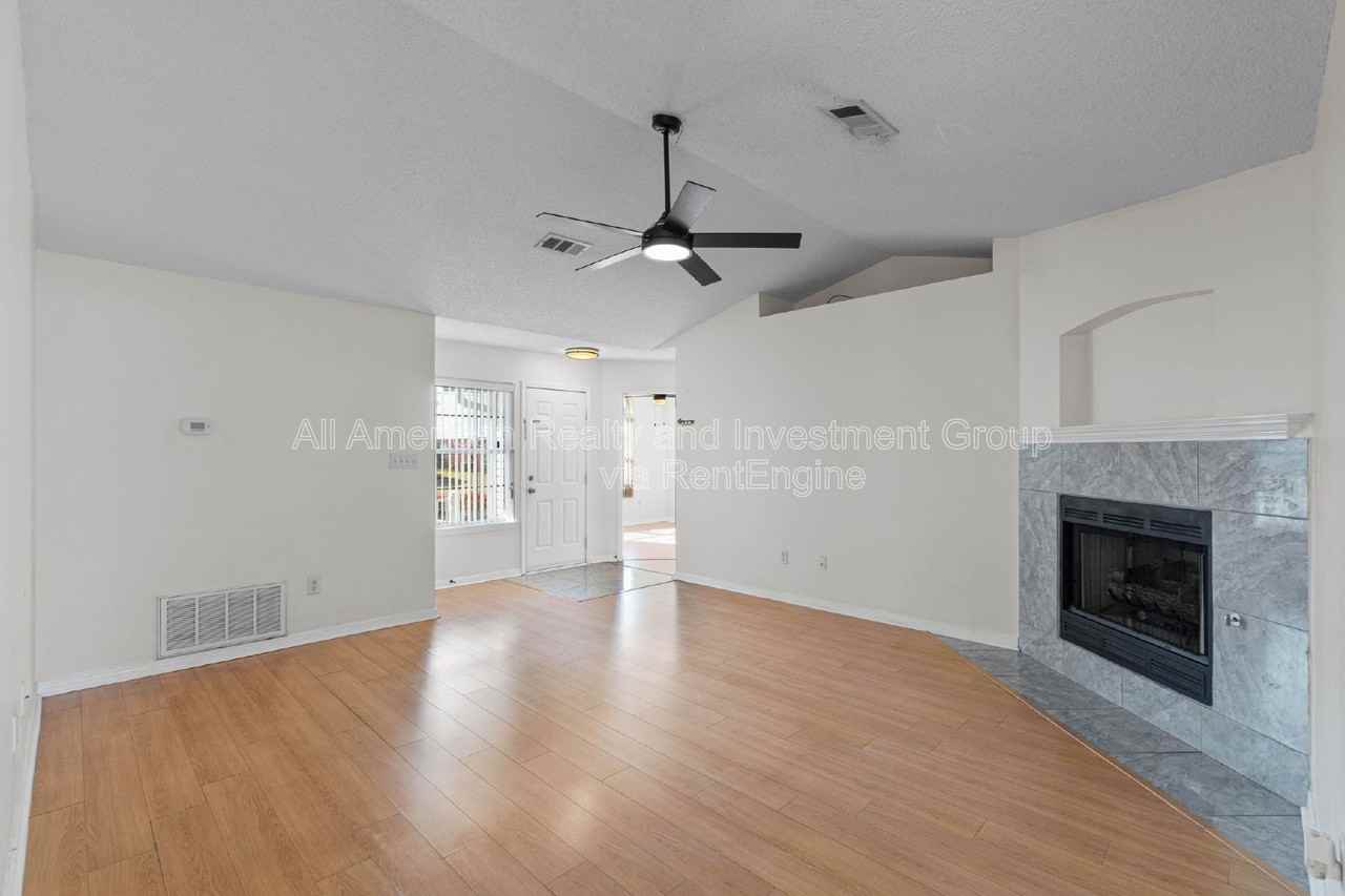 962 John Wayne Circle - Photo 6 of 25