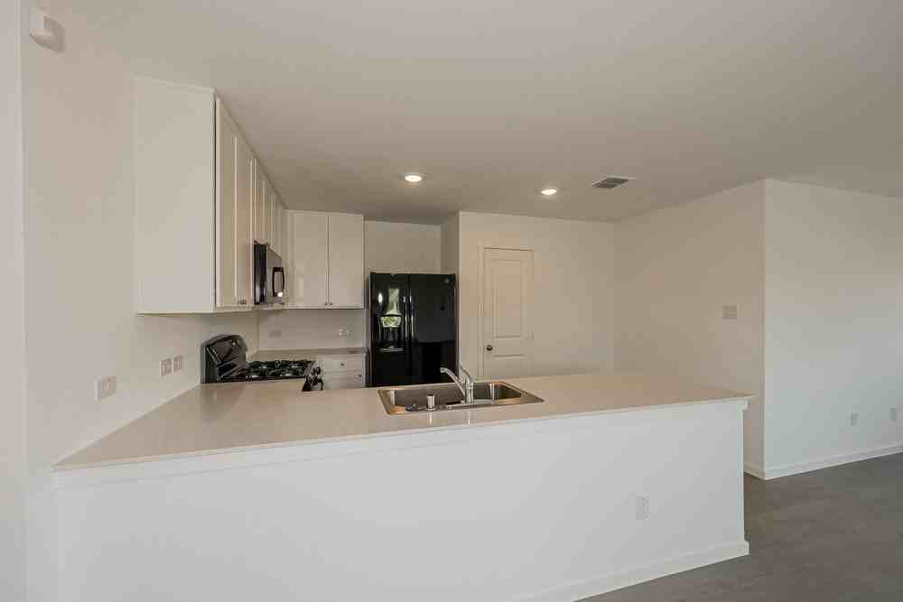 101 Wren Way - Photo 7 of 16