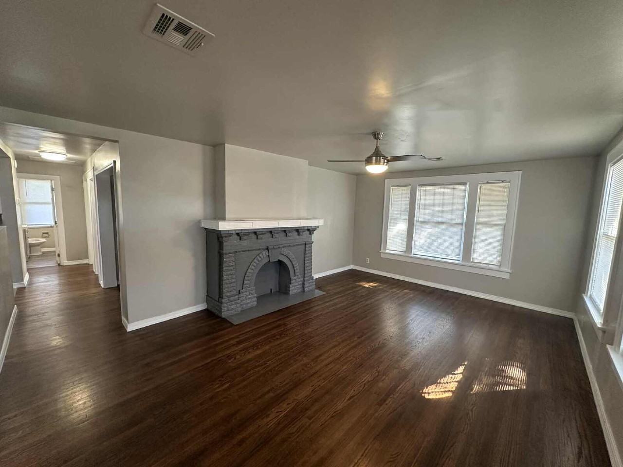 501 S Wheeling Ave - Photo 3 of 15