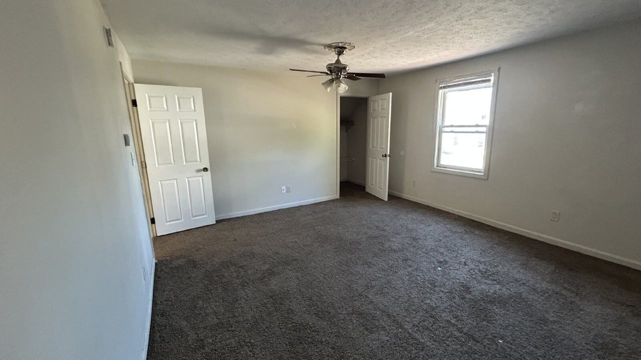 23A Brook St - Photo 7 of 14