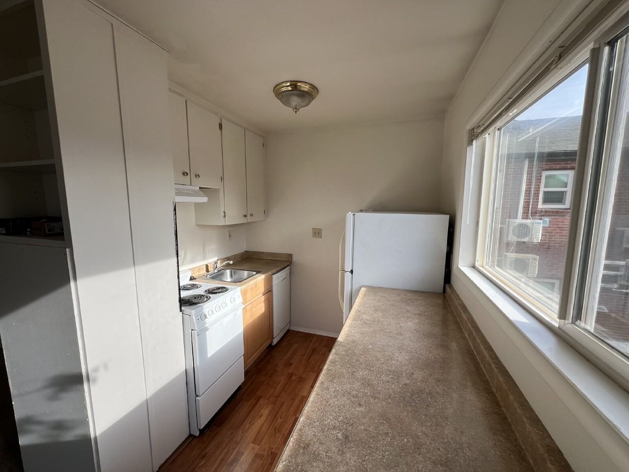 914 E 18th Ave Apt 5 - Photo 4 of 7