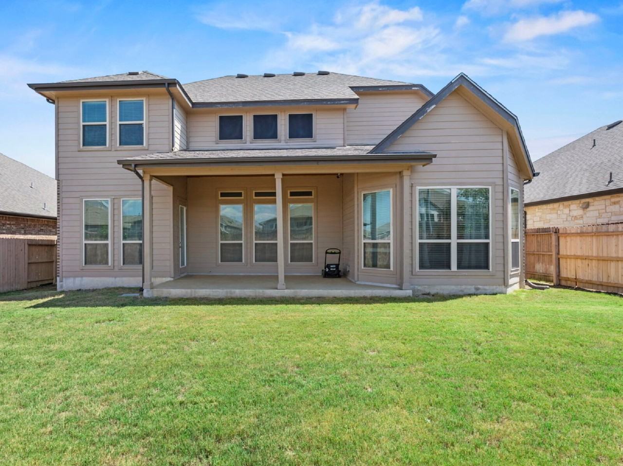 257 Bee Caves Cv - Photo 3 of 34