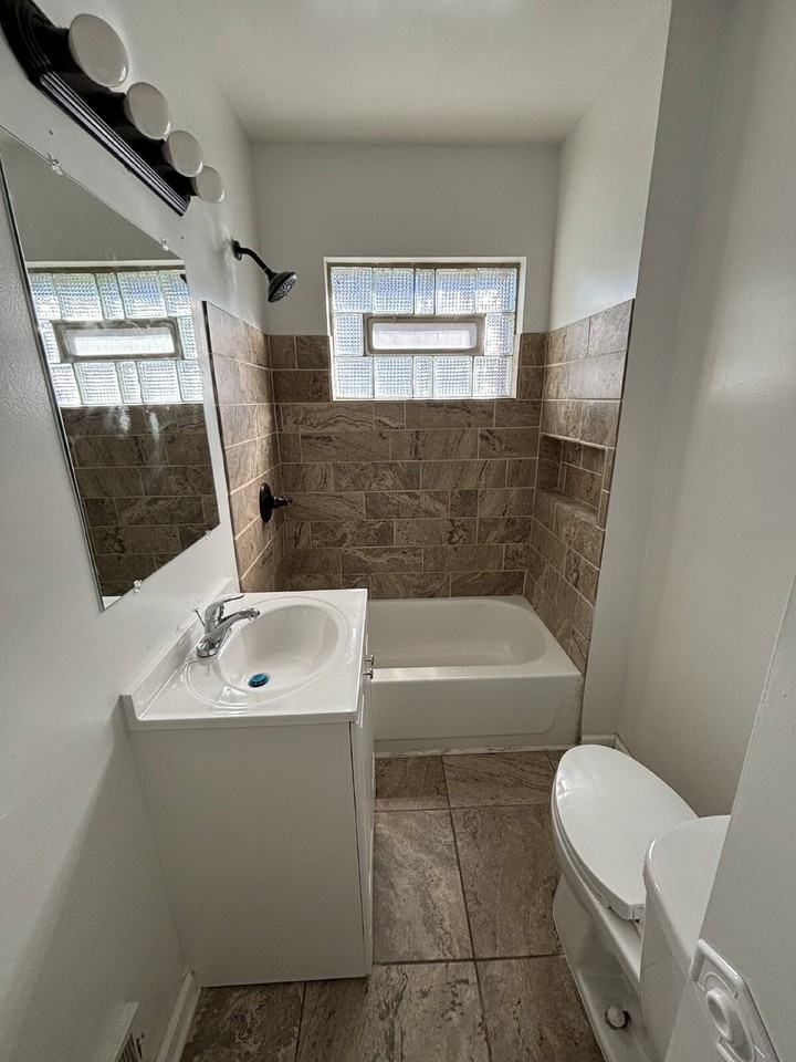 315 Waite St - Photo 6 of 12