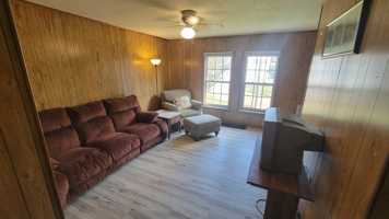 featured image of 405 N Main St #C