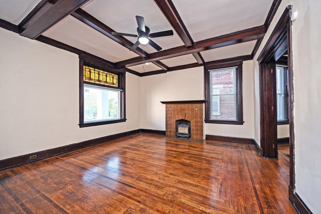 1415 Locust St #1 - Photo 5 of 23