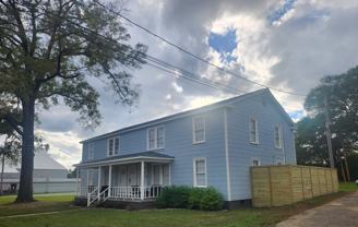 151 S Green St #4 - Photo 1 of 1