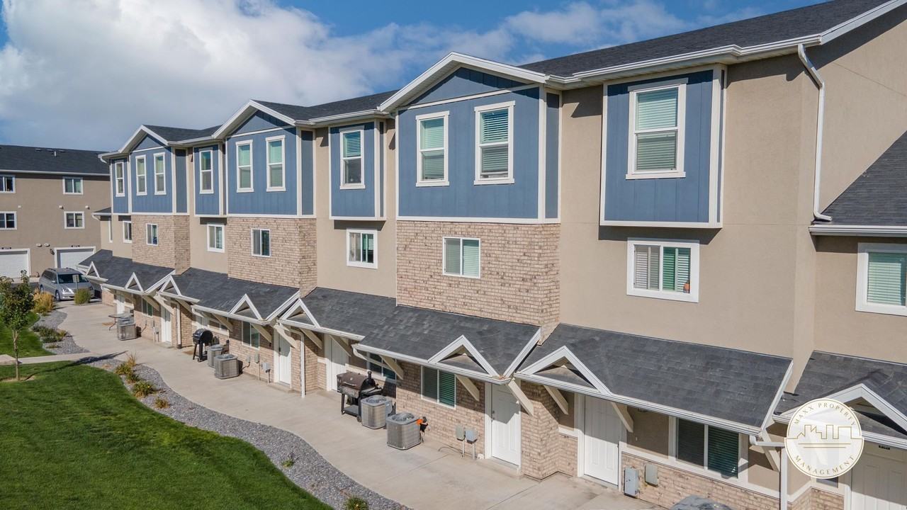 *Porter's Crossing in Eagle Mountain - Photo 4 of 24