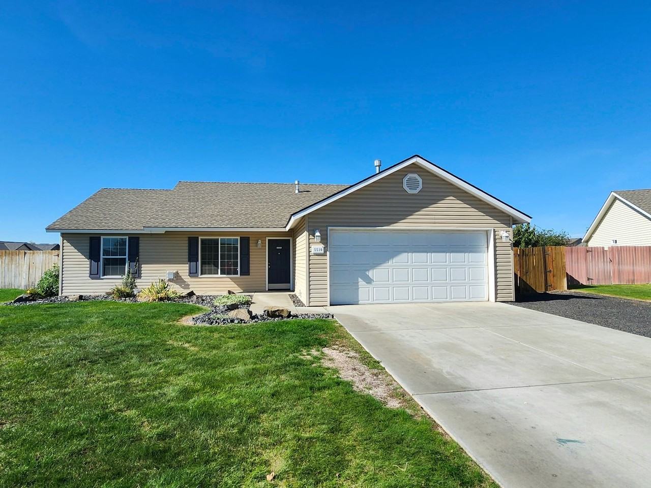 5510 Zafra Ct - Photo 3 of 24