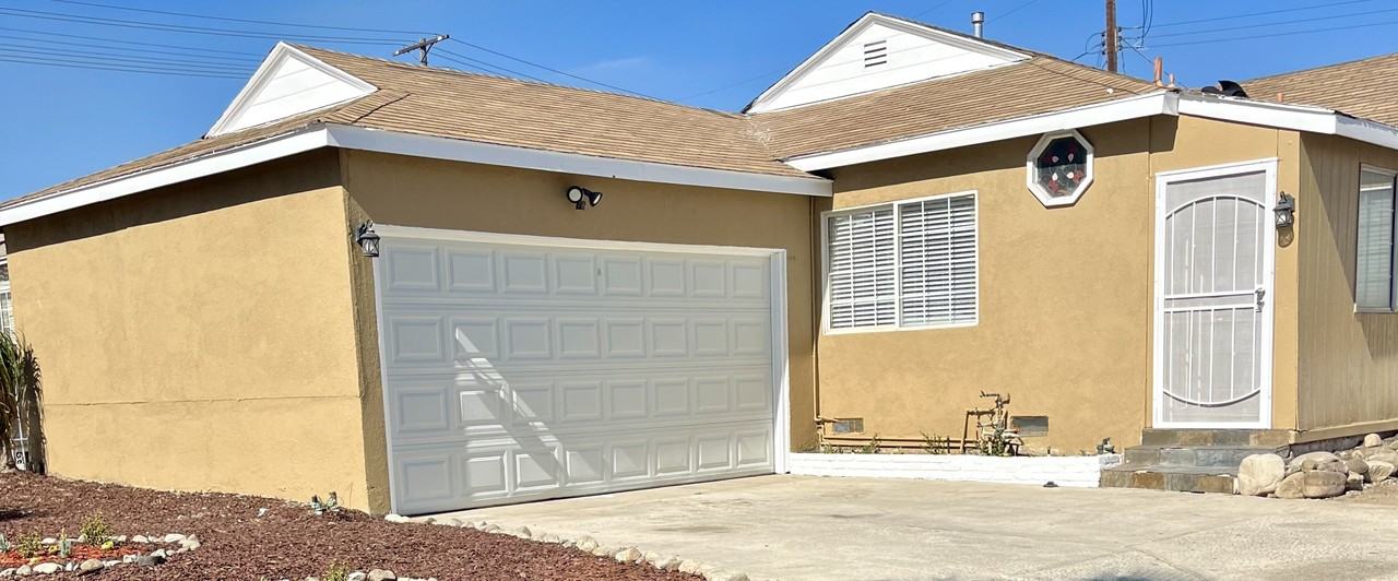 8246 Beeman Ave #NA - Photo 2 of 20