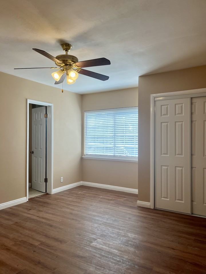 8246 Beeman Ave #NA - Photo 6 of 20