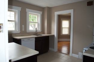220 Hancock St #1 - Photo 1 of 1
