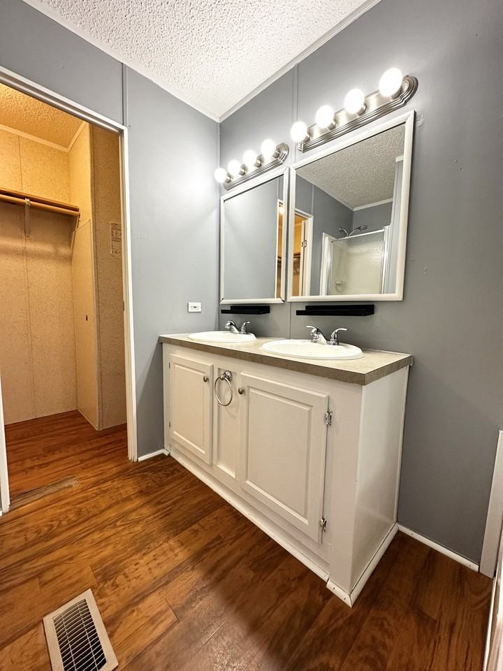 123 Arista Dr #NA - Photo 7 of 12