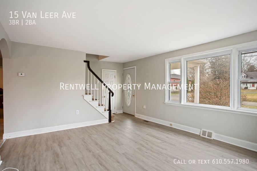 15 Van Leer Ave - Photo 4 of 16